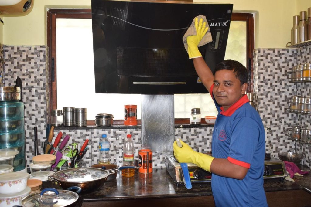 Commercial Kitchen Deep Cleaning